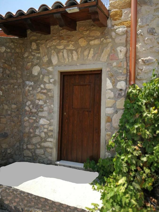 Roba Albanisi Ξενοδοχείο Aragona Εξωτερικό φωτογραφία
